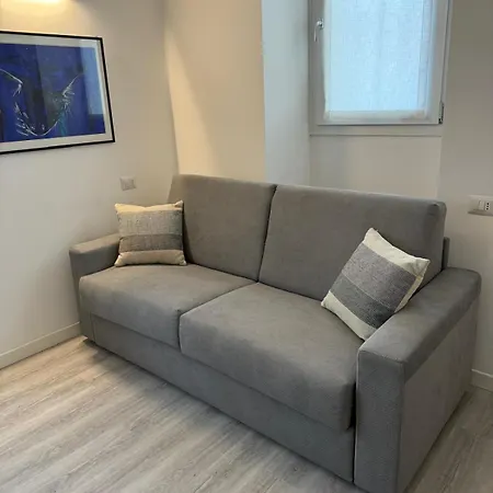 P&p House 38 Mono * ברגמו